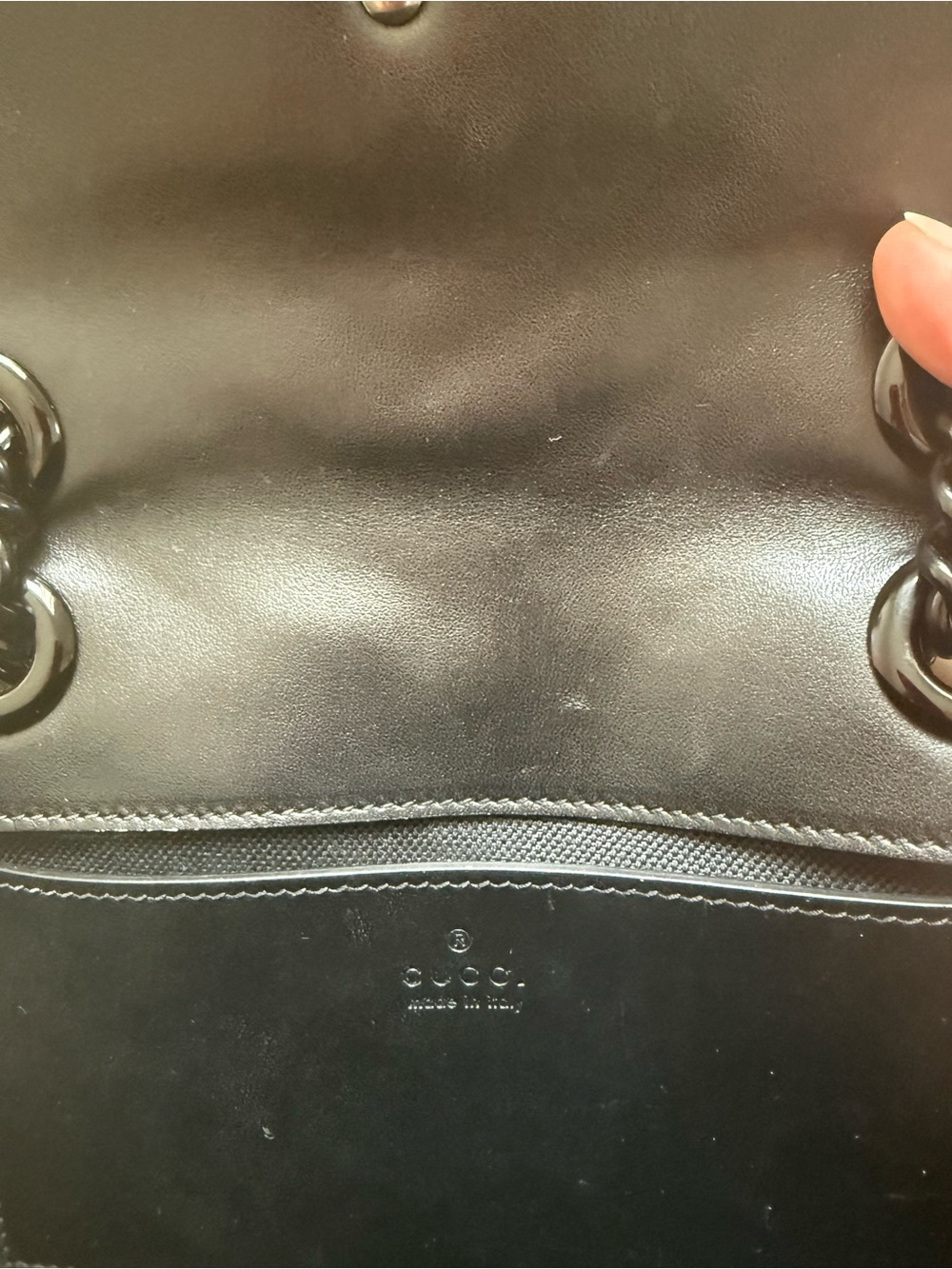 Gucci Marmont Black Quilted Leather Crossbody Bag with Chain Strap - Picture 7 of 11